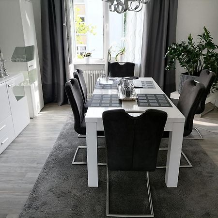 Premium Ferienwohnung "Christine ", Zentrale Ruhige Stadtlage 100 Qm Ebenerdige Dusche Terasse Kaminofen Zweibrücken Екстериор снимка