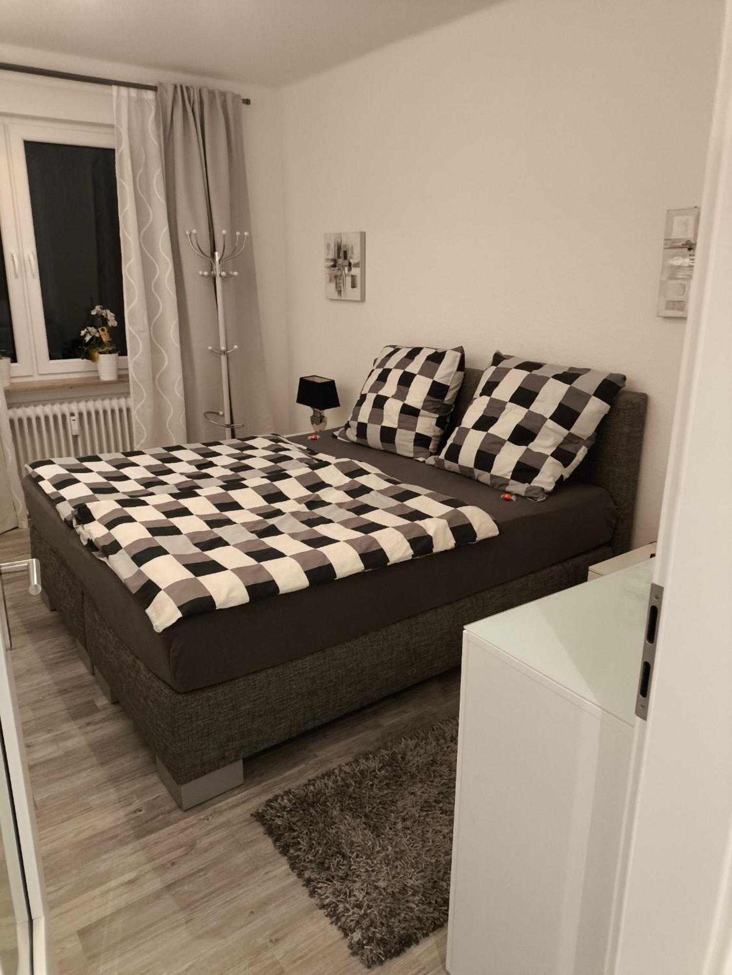 Premium Ferienwohnung "Christine ", Zentrale Ruhige Stadtlage 100 Qm Ebenerdige Dusche Terasse Kaminofen Zweibrücken Екстериор снимка